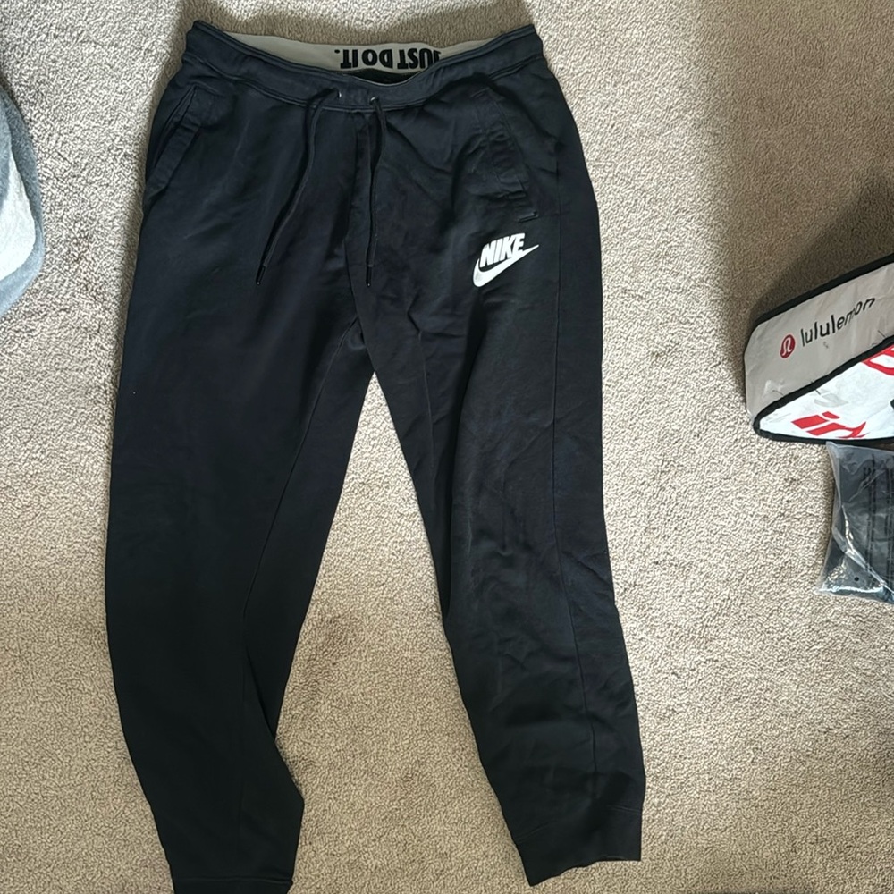 Nike Joggers